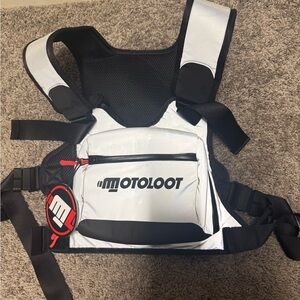 Motoloot White and Black Chest Bag
